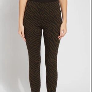 Lysse green stripy camo style leggings